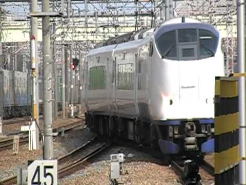 EF66-104　サメ釜　貨物～関空特急はるか、入線　in新大阪