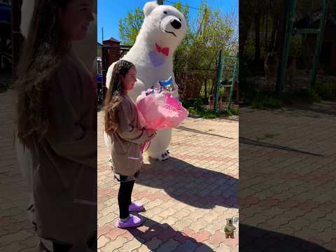 Сюрприз от папы с СВО Поздравление от белого мишки #shorts#мишка#мишкачехов#аниматорчехов#мишкабелый