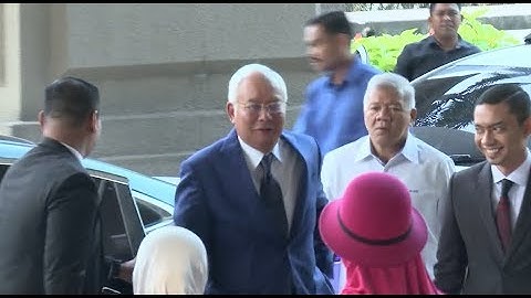 Prosecution Rests Case against Former Malaysian PM in First Corruption Trial