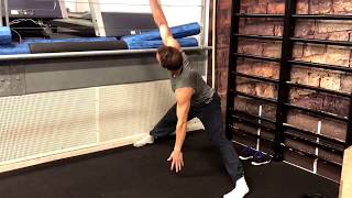 1/2 Side Split stretch w. alternating bw windmill