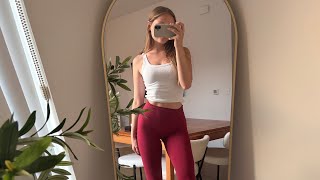 ASMR What I Wear In A Week (voiceover) 
