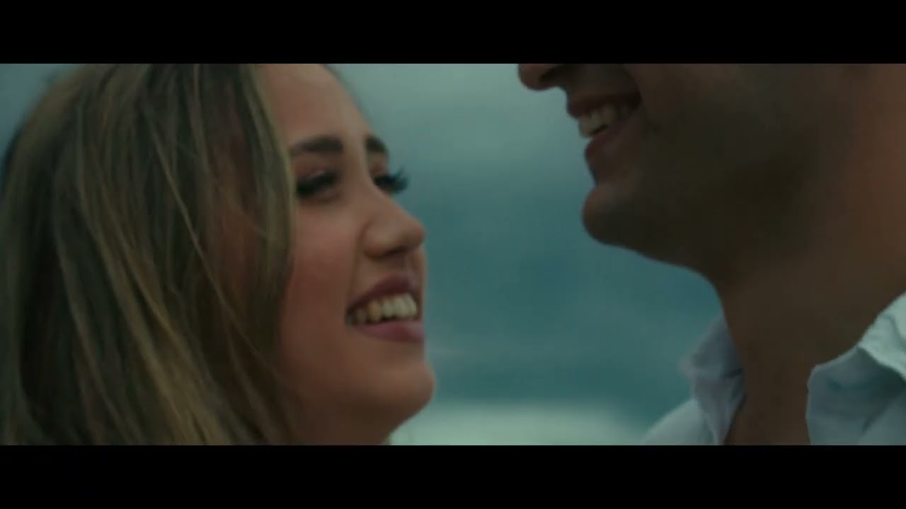 David and Victoria || The Barn at Cottonwood