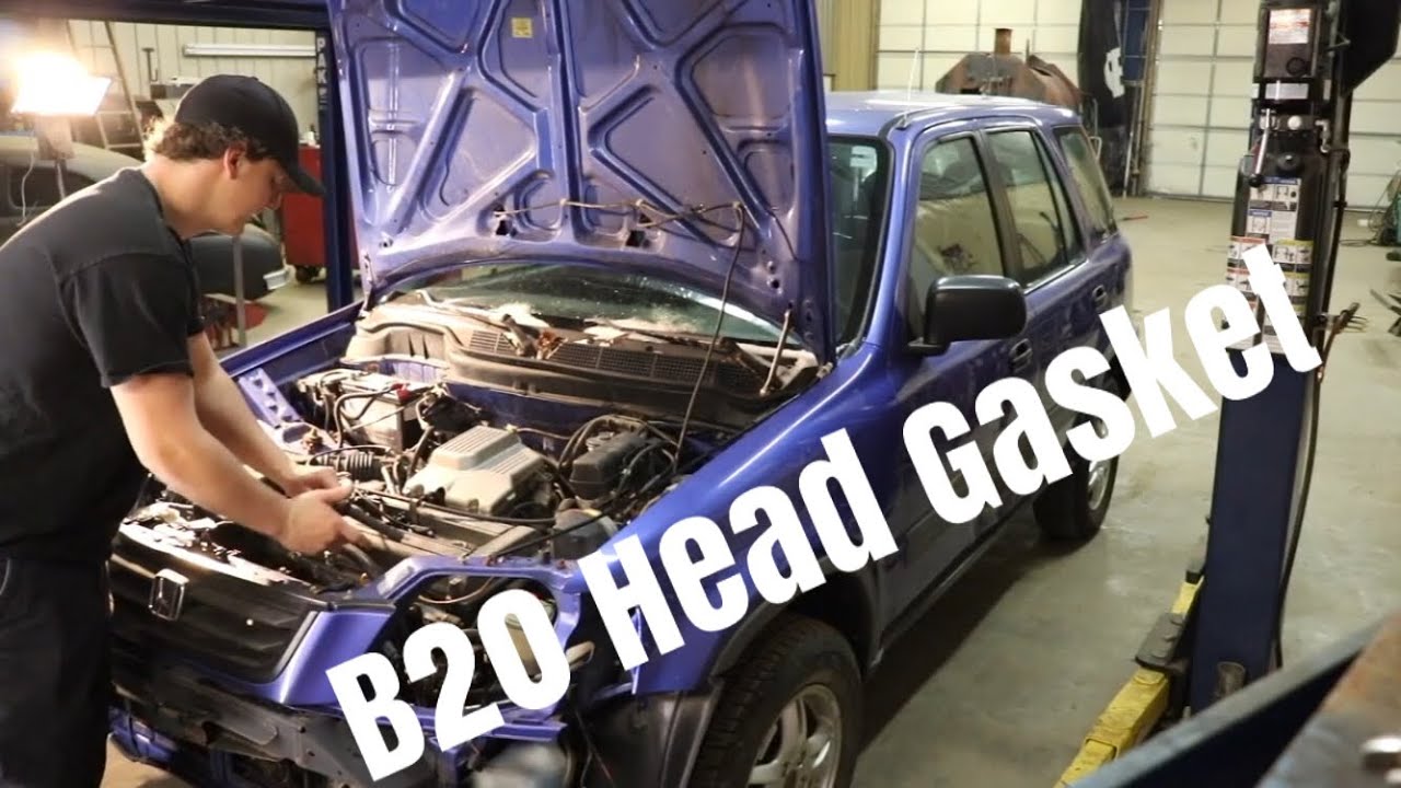 Honda CR-V Head gasket Replacement - YouTube