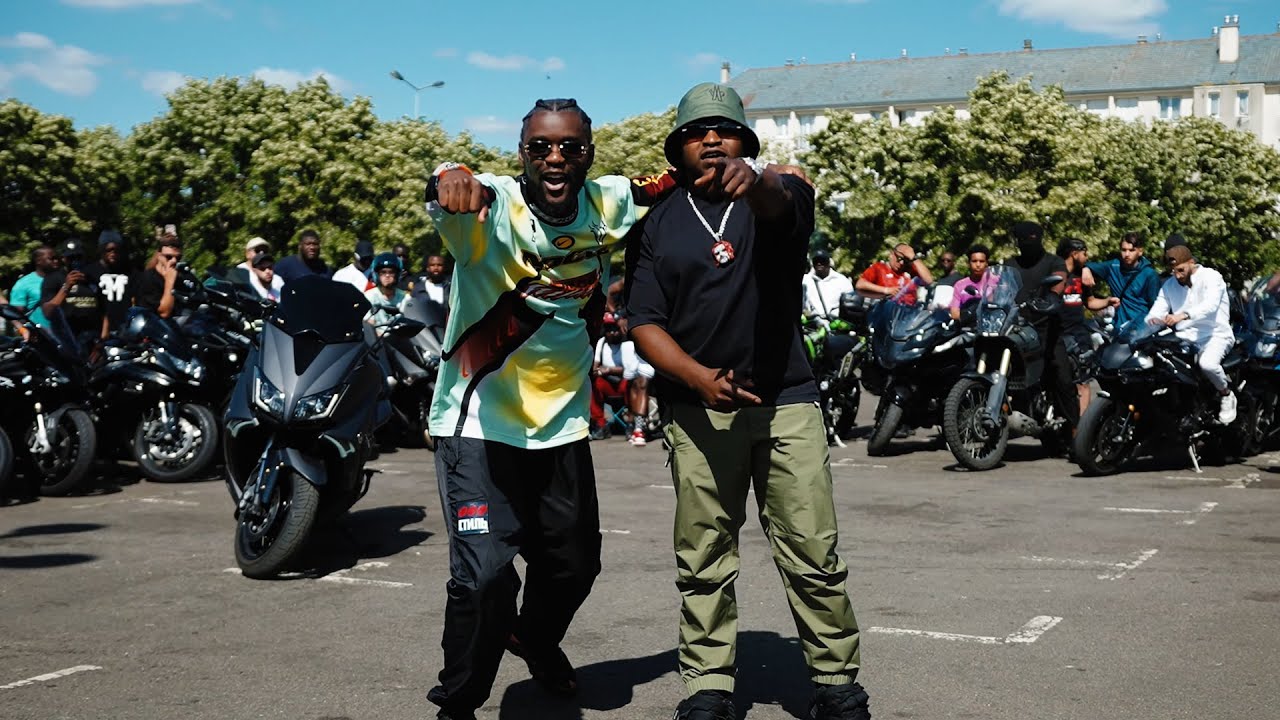 Ver Landy (Ft. Guy2Bezbar) - Charger (Clip Officiel) en YouTube Ver Landy (Ft. Guy2Bezbar) - Charger (Clip Officiel) en YouTube