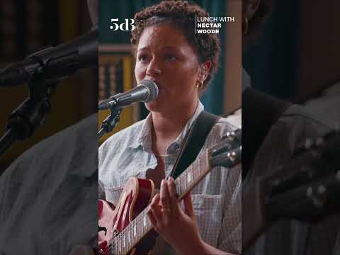 Nectar Woode (Message to London - Live at 5dB) [Lunch With Sessions] #Guitar #LiveMusic