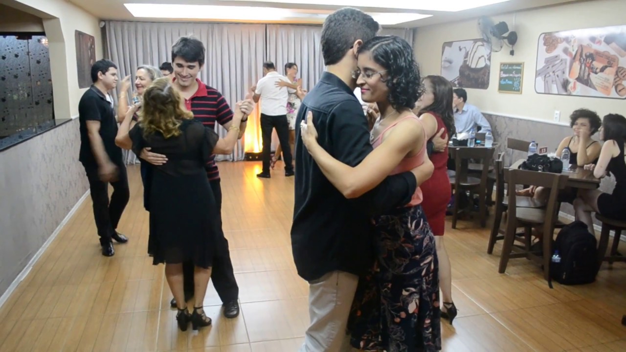 Ronda de Tango com os calouros da turma de quinta e seus padrinhos