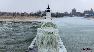  - 15 Windchill & Massive Ice Waves & Stunning Ice Building Up Around St. Joseph Lighthouse 6K Footage