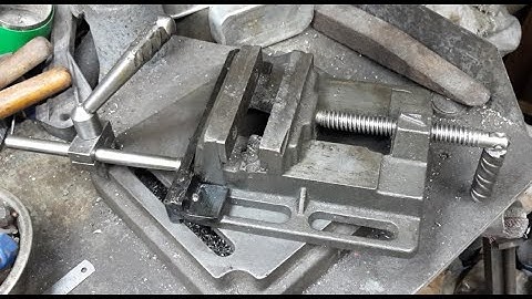 Turn a drill vise into Ellis type float lock vise