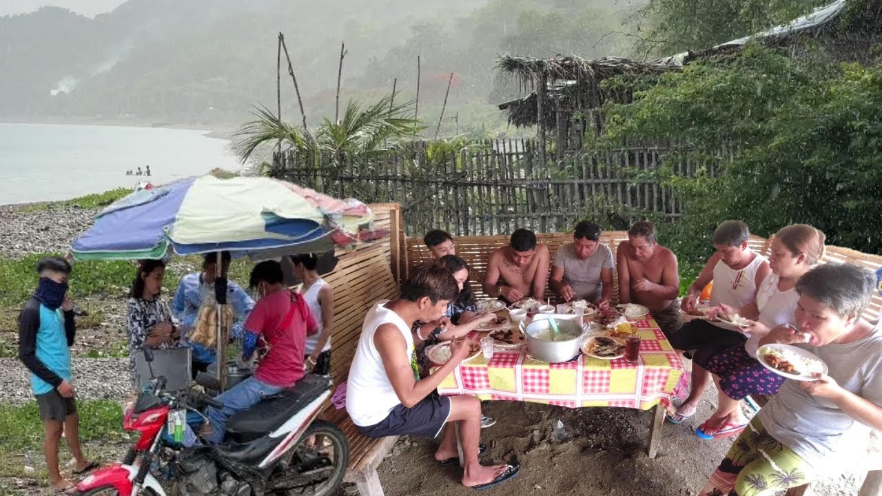 LOBO BATANGAS! TANGHALIAN SA GILID NG DAGAT!!! BUHAY PROBINSYA! MUKBANG! Filipino Food. Philippines.