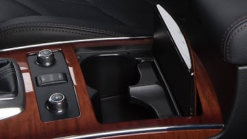 2017 Infiniti QX70 - Interior Storage