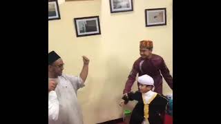 Download Lagu TARI JAPIN HABIB HASAN BIN JAFAR ASSEGAF | #habib #habibhasanbinjafarassegaf #nurulmusthofa #muslim MP3