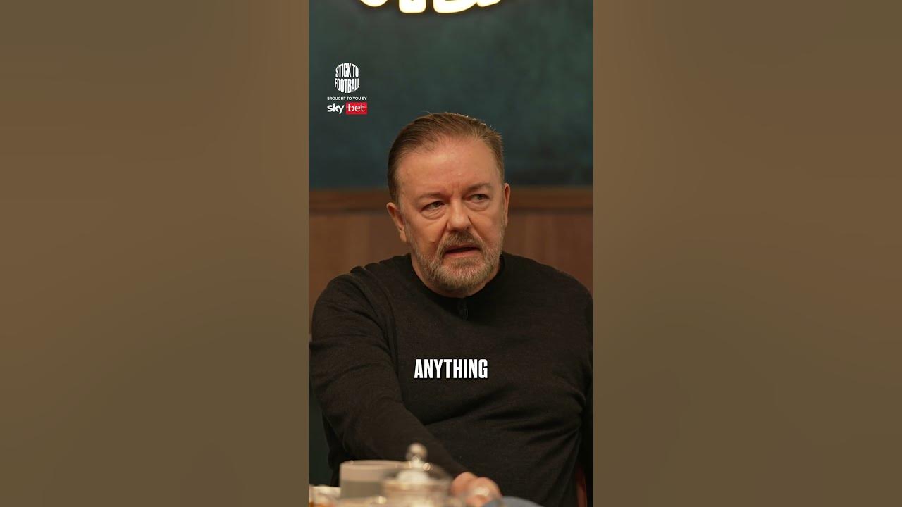 Ricky Gervais MEETS Roy Keane! 🍿🤣 - YouTube