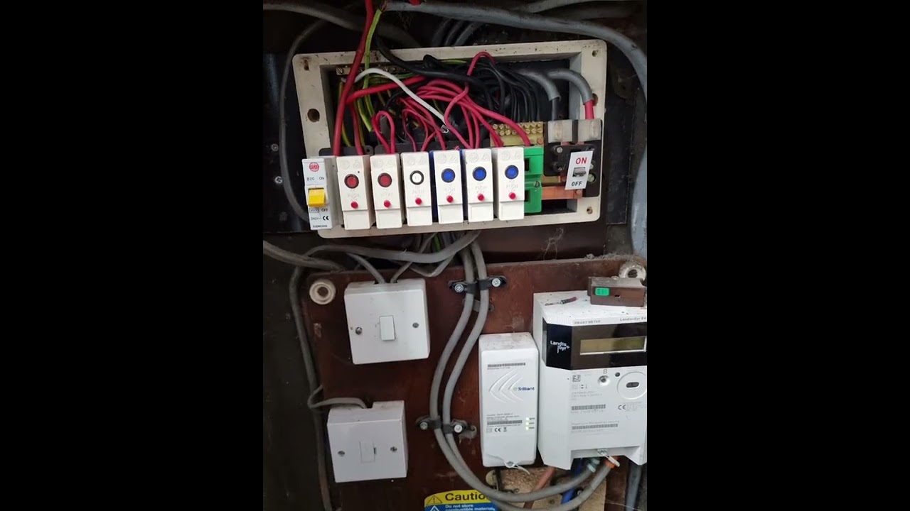 Replacement of a 10 way RCBO consumer unit