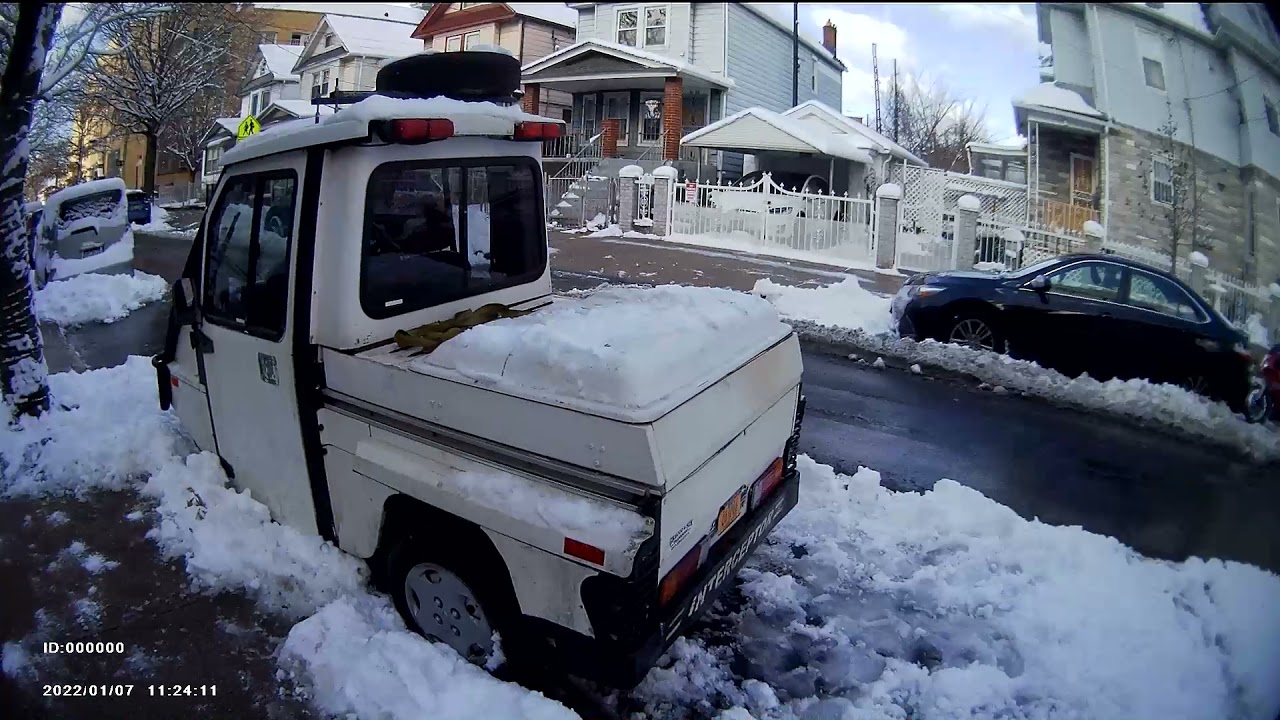 Walk around 51st Ave & 92nd St to 90th St & 51st Ave after 7 inches of snow in Elmhurst Queens NY