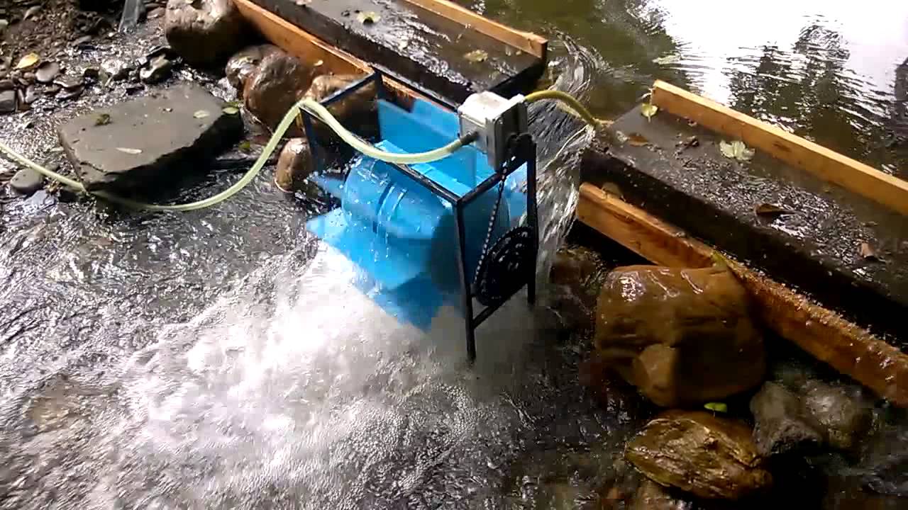 Vodní trkač youtube
