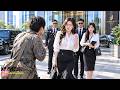 窮小夥被包子噎住一口噴在了路過的美女CEO身上!誰知下秒她竟直接叫人開車撞死他,殊不知小夥身懷絕世武功,僅憑兩指征服美女CEO順便治好了她的隱疾,美女CEO立刻跪地求婚!