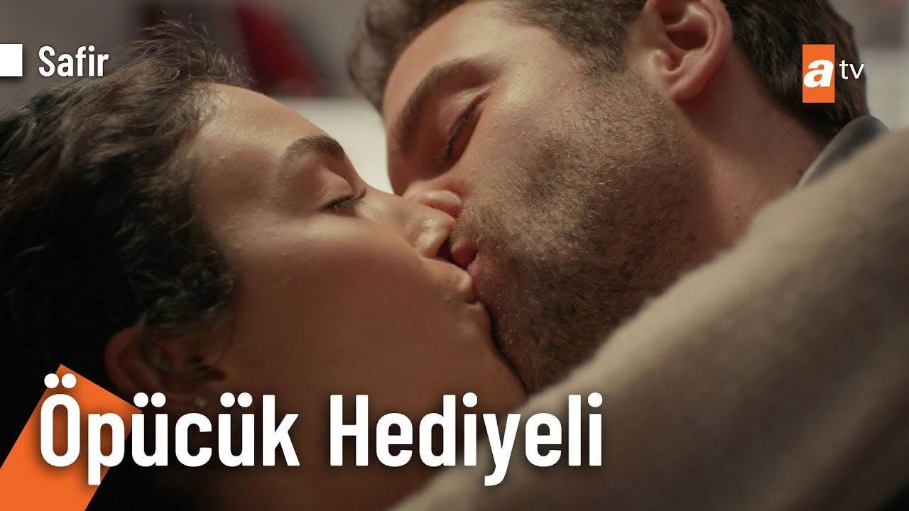 Yaman, Feraye'nin yürümesine yardım ediyor - Safir 26. Bölüm (FİNAL)