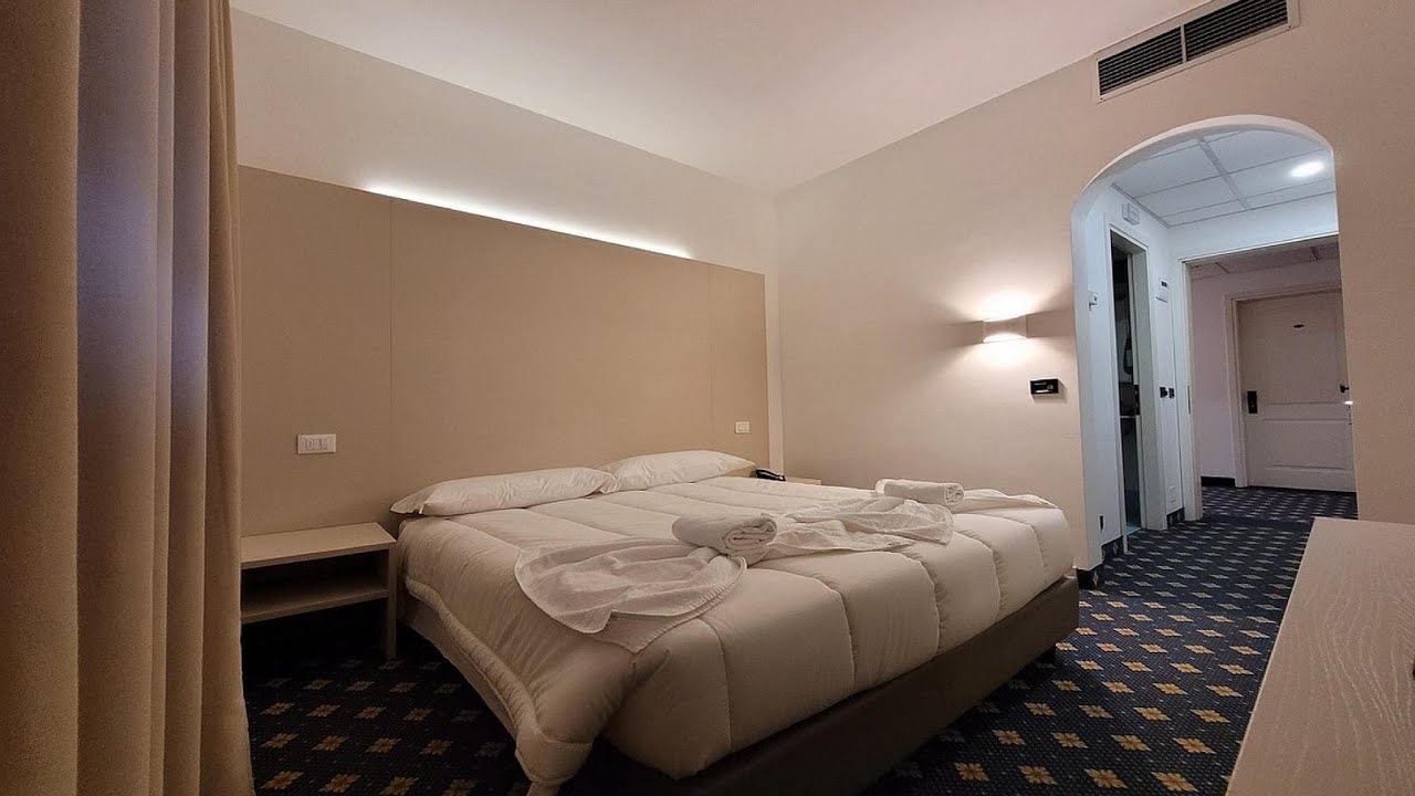 Hotel Azzano Decimo, Pordenone, Italy - YouTube