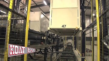 Cucumber container harvest and unloading system