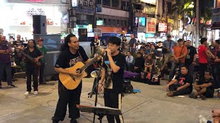 Download Lagu Semua TERKEJUT!! 😱tengok pelancong dari CHINA bawa lagu WO MEN BU YI YANG🔥🔥 MP3