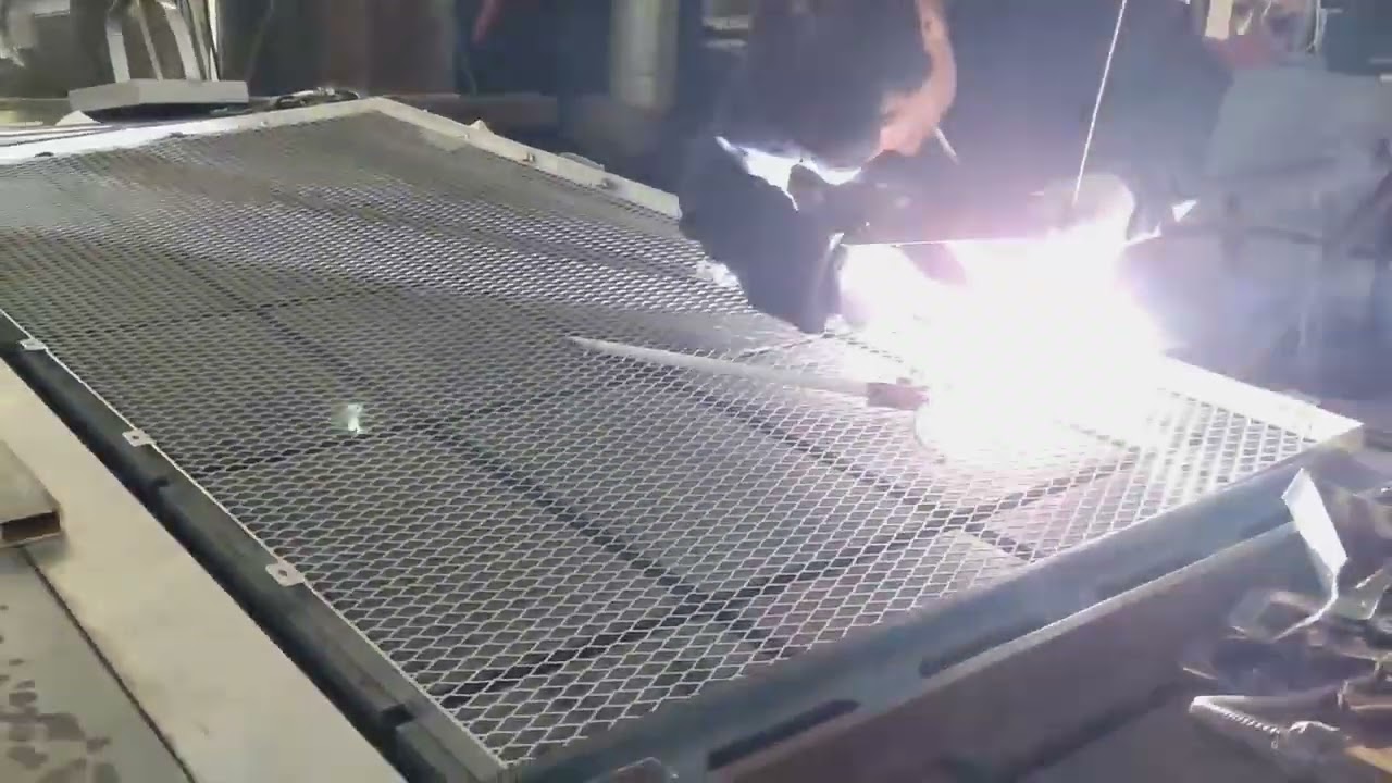 Aluminum decorative expanded metal mesh for building