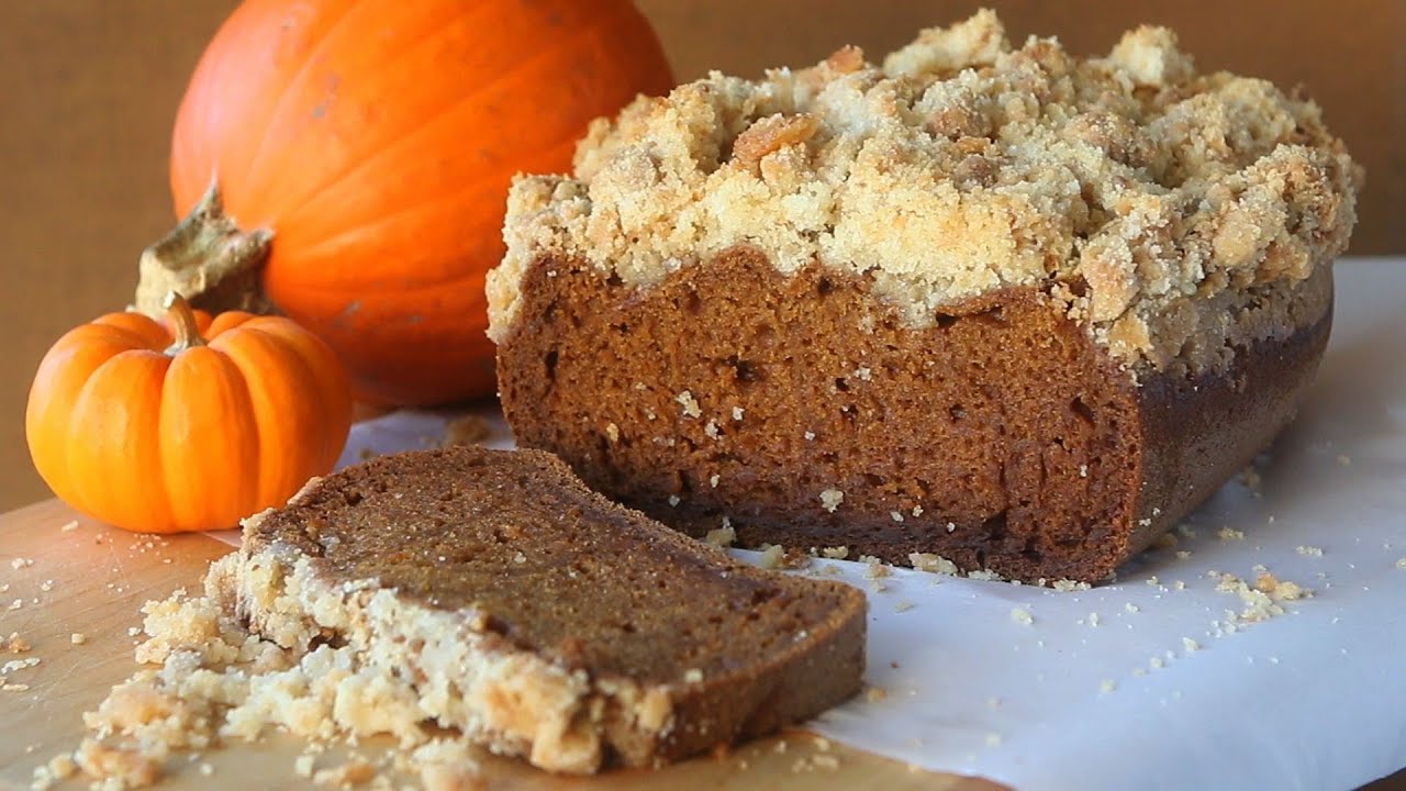 Gluten free Pumpkin bread with sugar crumble recipe | BuonaPappa