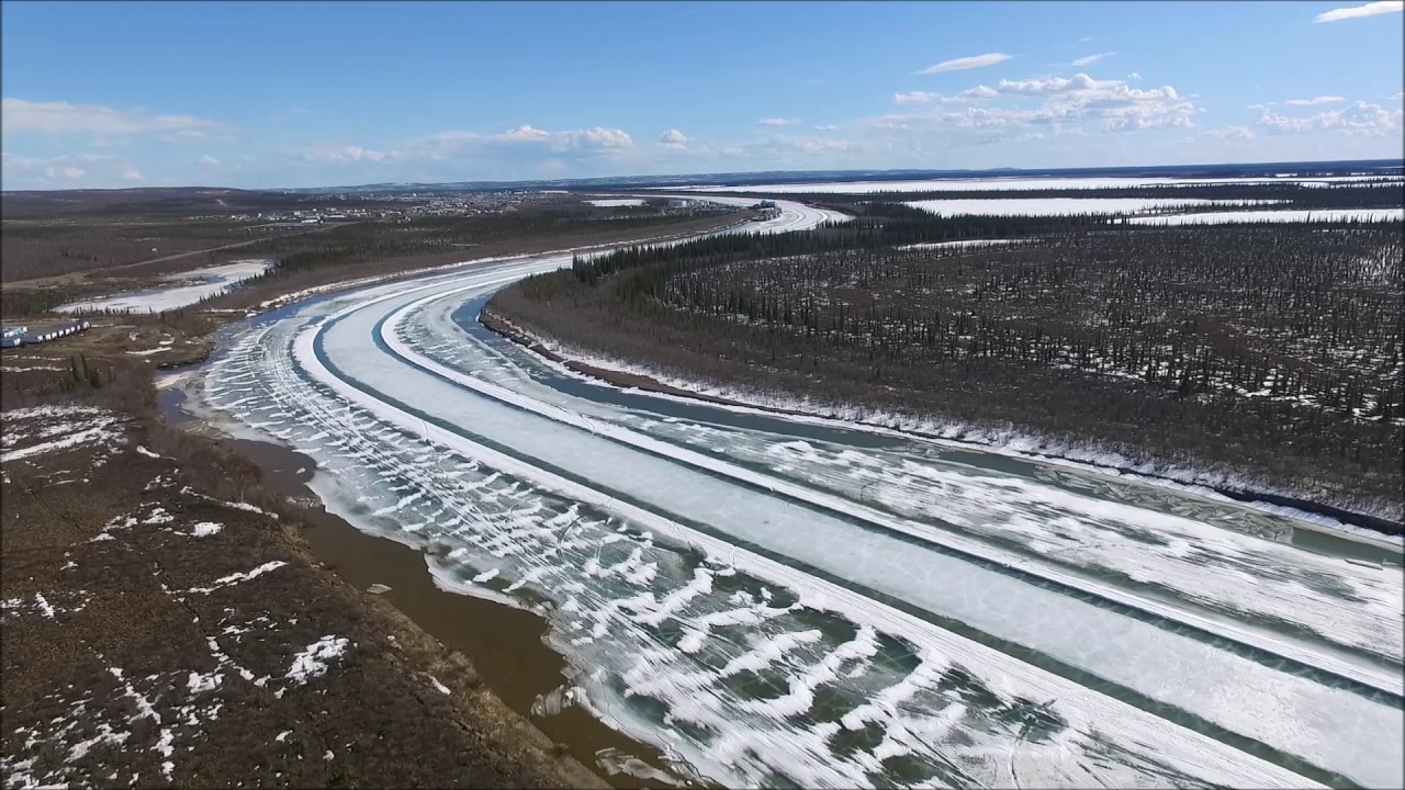 В какой океан впадает река маккензи