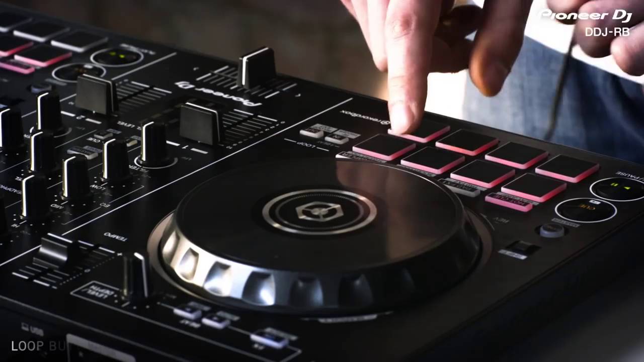 Oficjalna prezentacja kontrolera Pioneer DJ DDJ-RB - YouTube