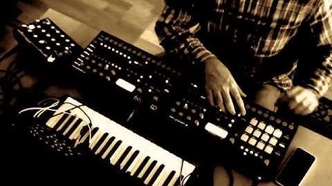 Milano (feat. Elektron AR & A4, Minitaur and MS-20 mini)