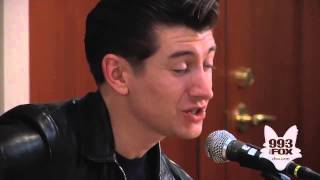 Video thumbnail of "Arctic Monkeys - N°1 Party Anthem - Acoustic @ Fox Uninvited Guest 2013"