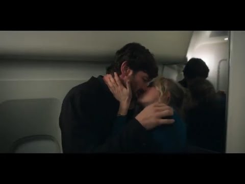 The Flight Attendant / Kiss Scene — Cassie and Alex (Kaley Cuoco and Michiel Huisman)