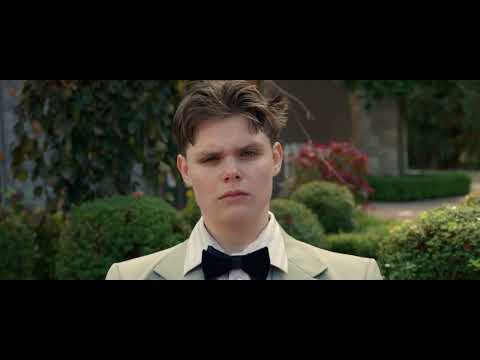 Trailer-Vorschau zu BEAR-LY COMMITTED