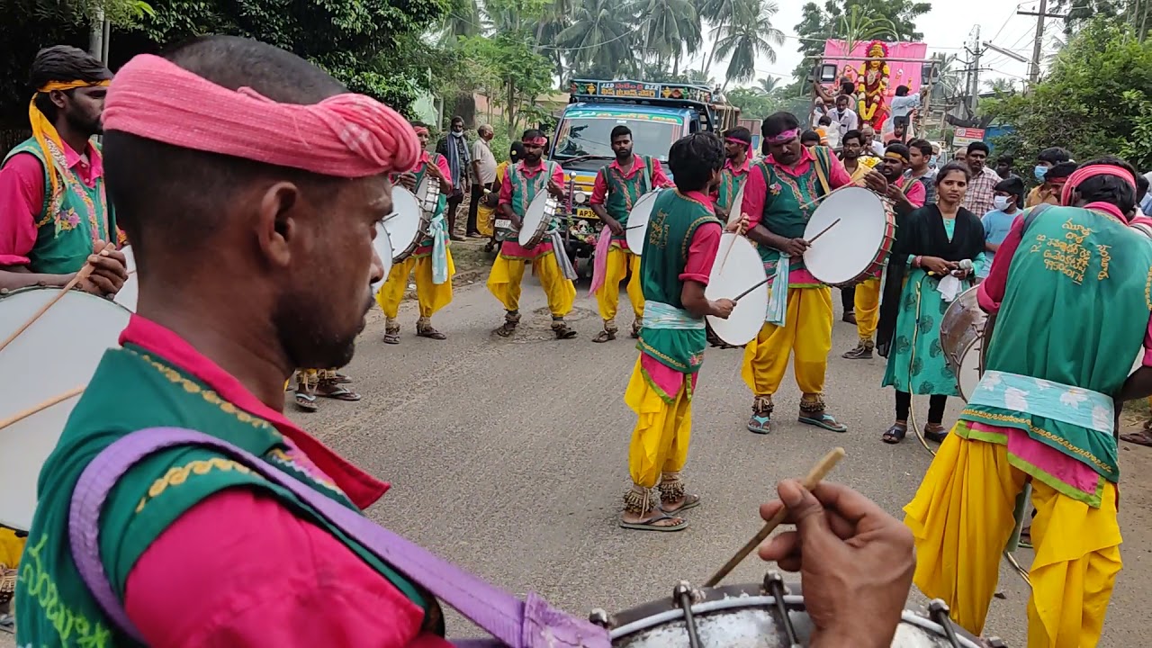 punyabhoomi naa desam song. kaja pavan dappula brundam