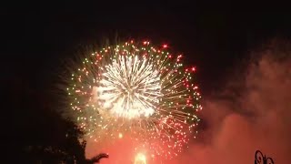 Thousands show up for Red Hot & Boom in Altamonte Springs