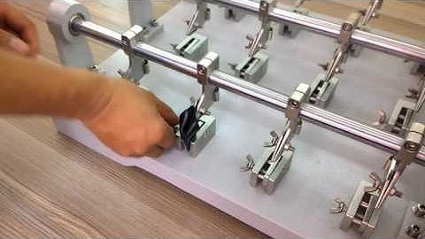 Bally leathers flexing tester