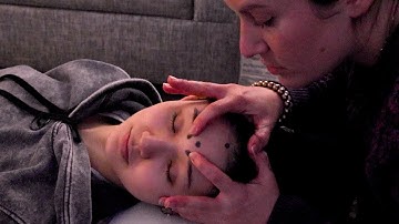 [ASMR] Tracing her Meridians — Facial and Scalp Meridian Tracing for Sleep