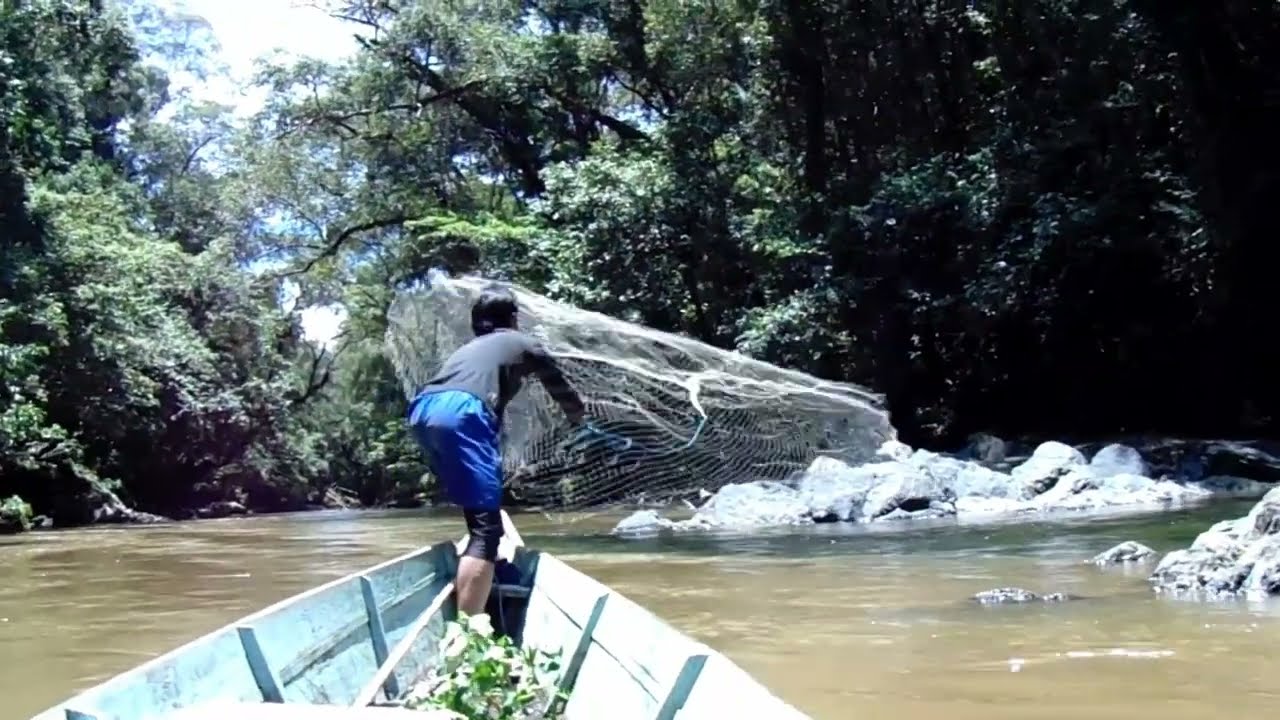 Bermalam di Hutan, Hujan dan Banjir Besar