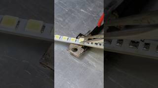 The easiest way to desolder LEDs from aluminum PCB🔥😲 #electronics #experiment #soldering #lifehacks