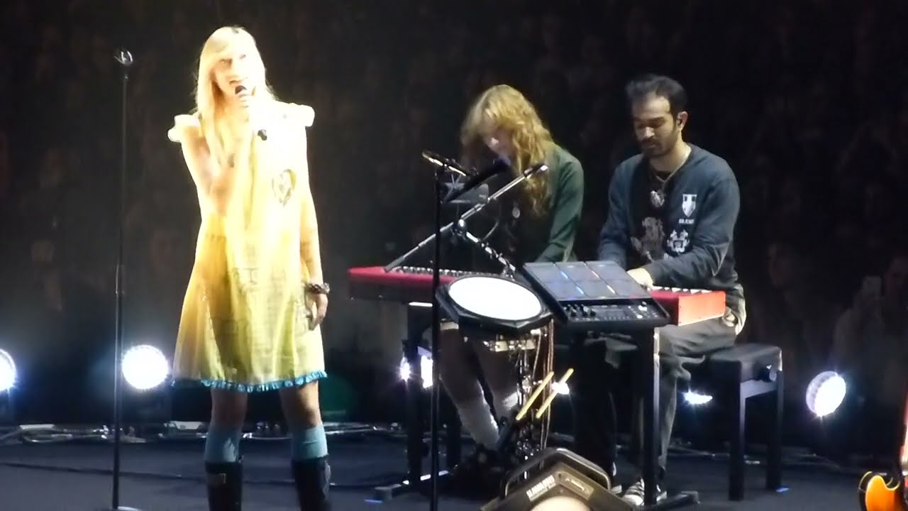 Froukje & S10 - Paris, Texas (Lana Del Rey cover) | Live Ziggo Dome Amsterdam 2025 2de avond
