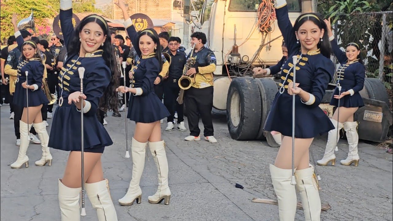 SAN VICENTE'S MUSIC SOUND ✨ Espectacular presentación en Reubicación 1, Chalatenango 2026