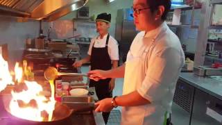 Making Indonesian Fried Rice (Speed of WOK with Big Fire)