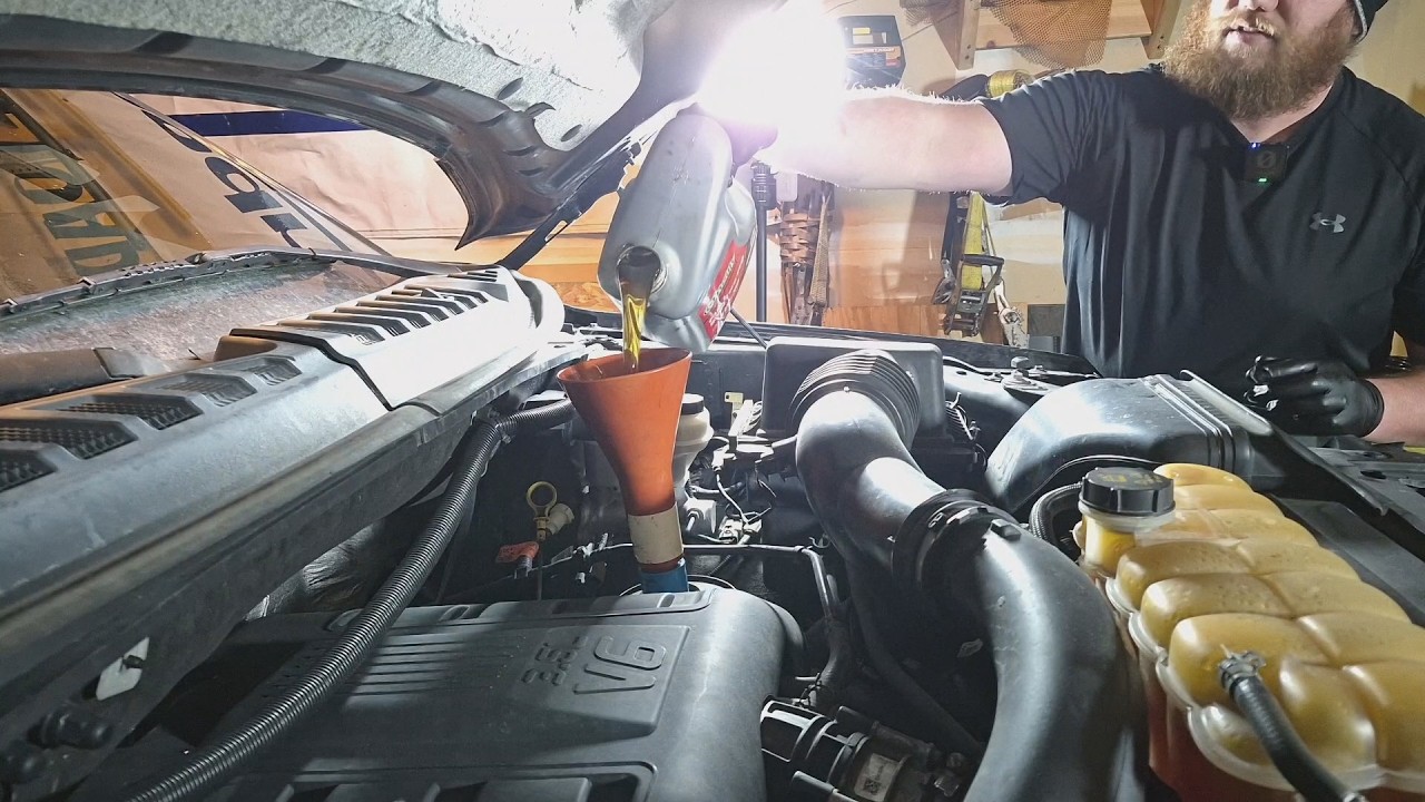 Замена масла в Ford F150 3.5L Ecoboost 2015 года выпуска.
