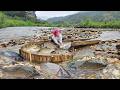 Using unique fishing methods in the wild, the girl caught nearly 30kg of fish.