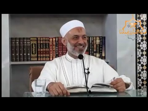 الم حب لايمل من سماع كلام محبوبه ولا يستأنس بغيره