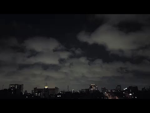 الل ه ن ور الس م او ات و ال أ ر ض