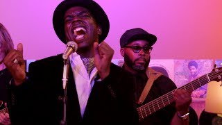 Video thumbnail of "Live Retro Soul Music & Old School R&B: D-Soul Davis"