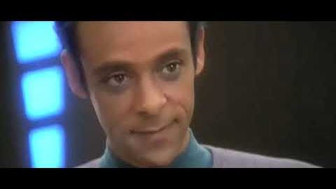 I Wish I Was James Bond (Star Trek: Deep Space 9, Julian Bashir)