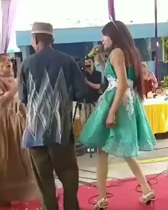 VIRAL VIDEO LUCU KAKE JOGET DANGDUT ? LIHAT ENDDINGNYA