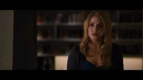 The Twilight Saga: Breaking Dawn Part 1 Extended Version - Jacob throws a bowl at Rosalie