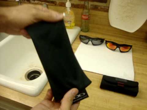 cleaning oakley sunglasses